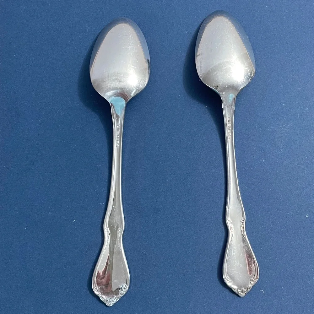 Oneida Stainless Flatware Chateau Pattern Lot of 2 Teaspoons Dinner Spoon USA 6